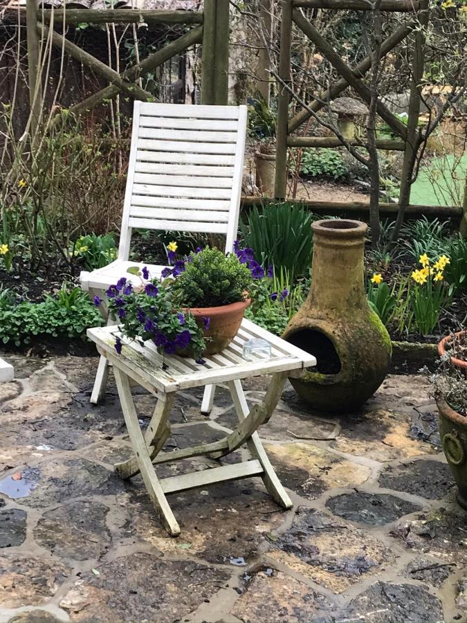 Dove Cottage Bisley  Екстер'єр фото