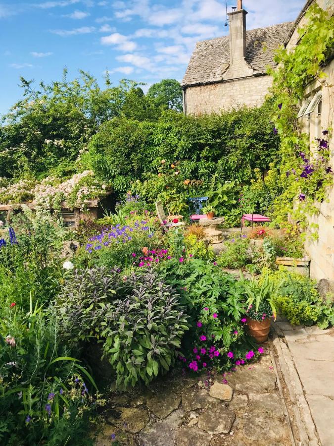 Dove Cottage Bisley  Екстер'єр фото