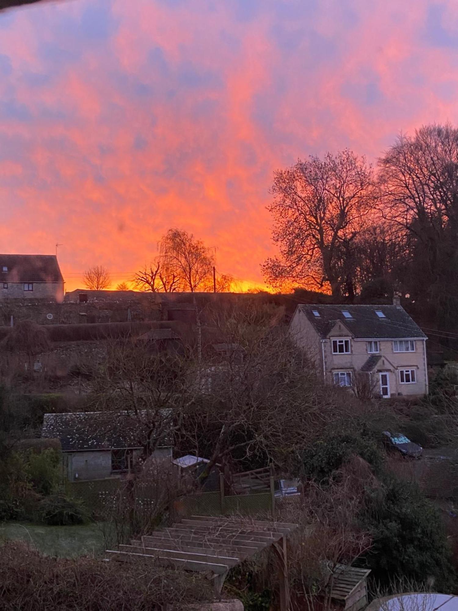 Dove Cottage Bisley  Екстер'єр фото